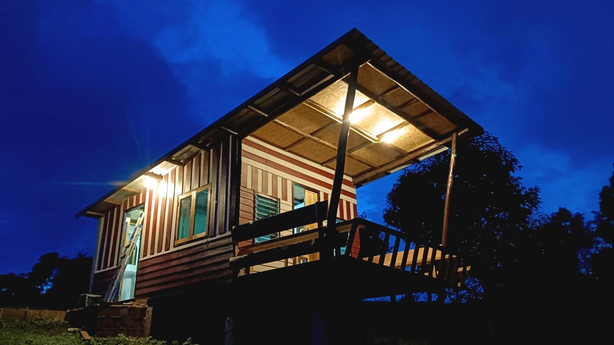 ไร่นิธิสุนทร Nithisoonthon Farmstay Mae Hong Son Eksteriør bilde