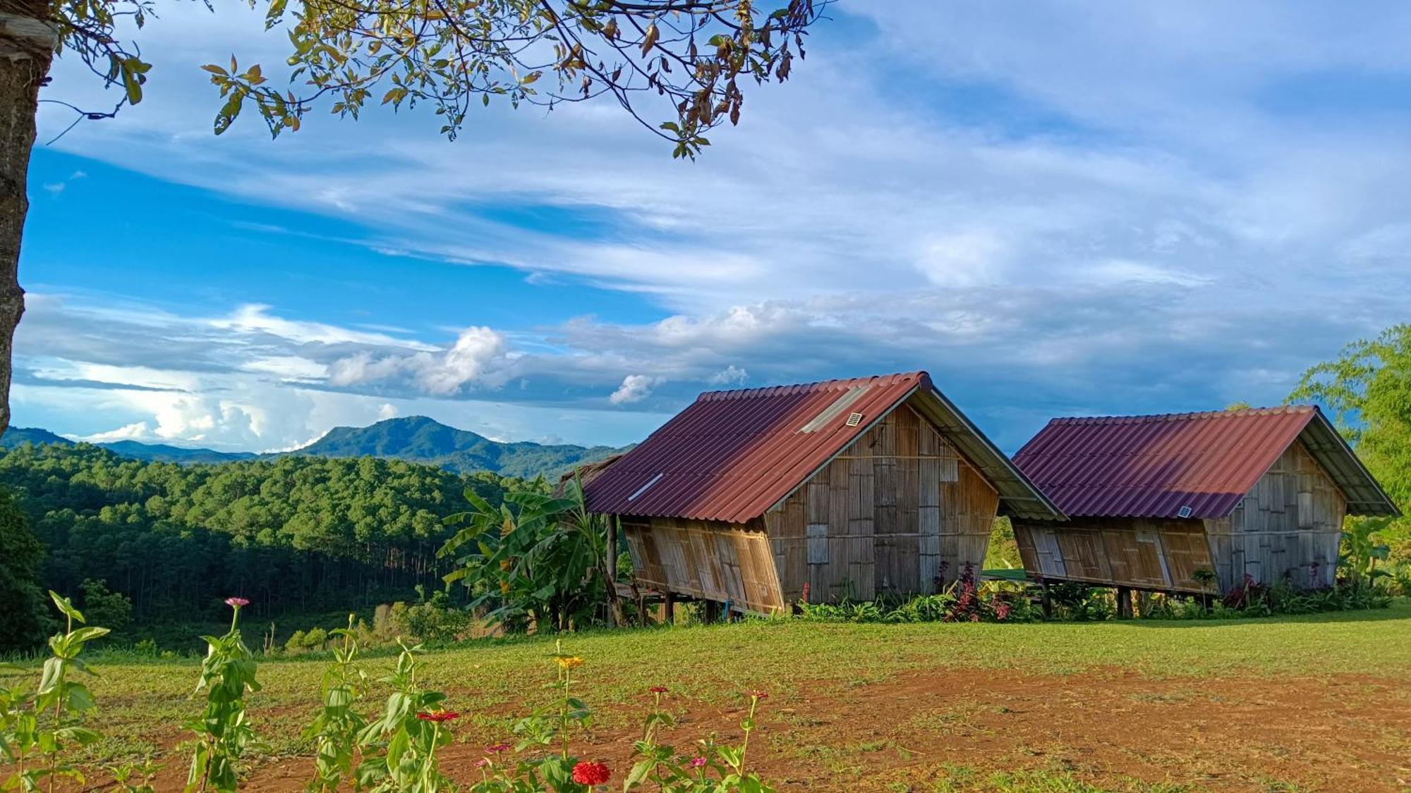 ไร่นิธิสุนทร Nithisoonthon Farmstay Mae Hong Son Eksteriør bilde