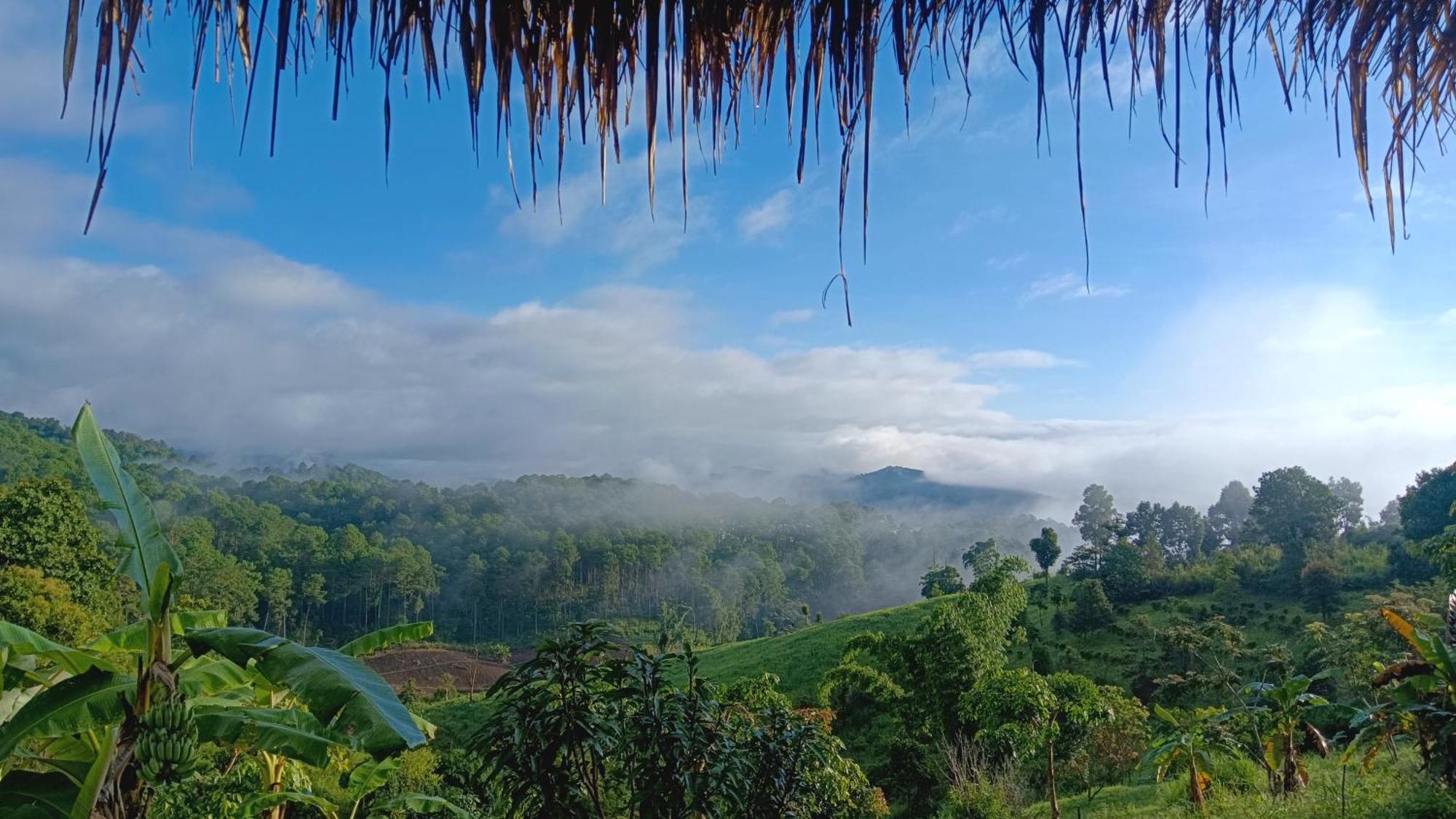 ไร่นิธิสุนทร Nithisoonthon Farmstay Mae Hong Son Eksteriør bilde