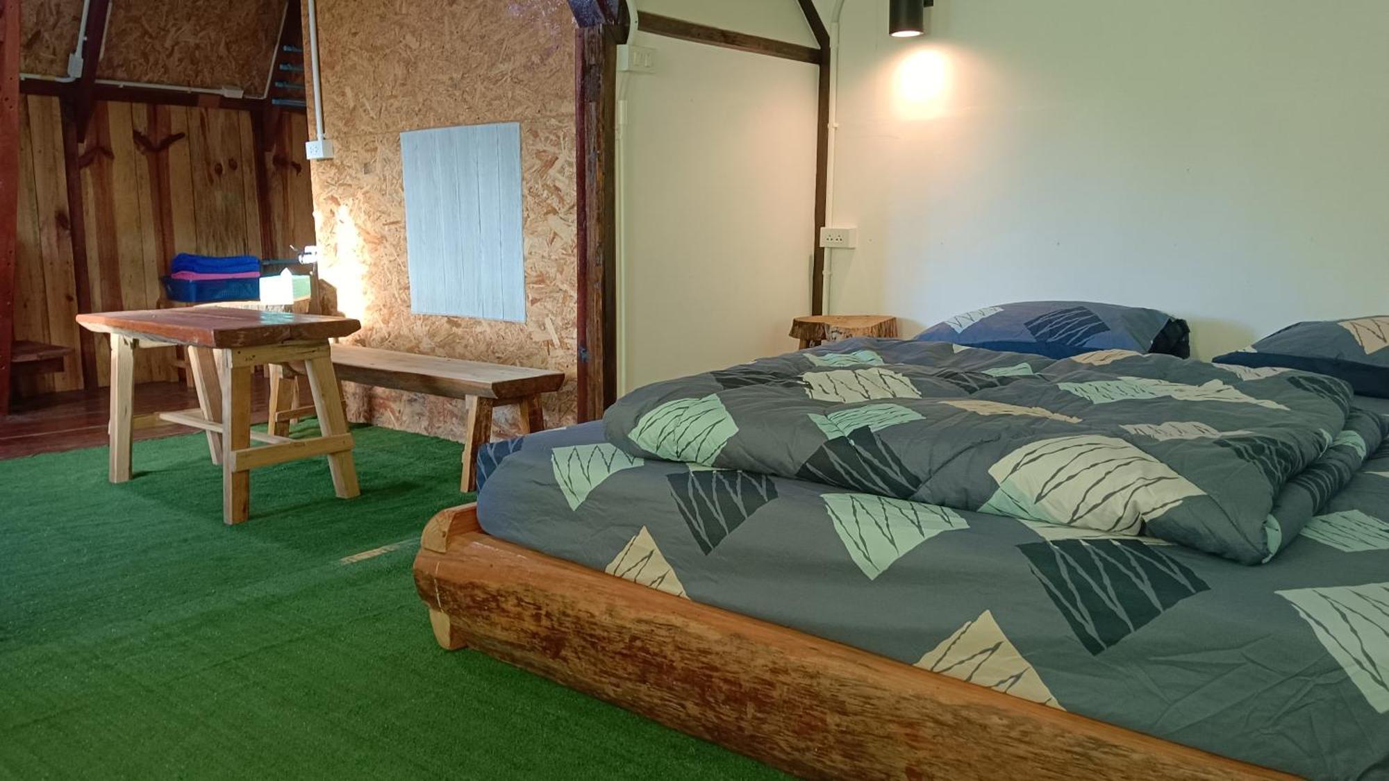 ไร่นิธิสุนทร Nithisoonthon Farmstay Mae Hong Son Eksteriør bilde