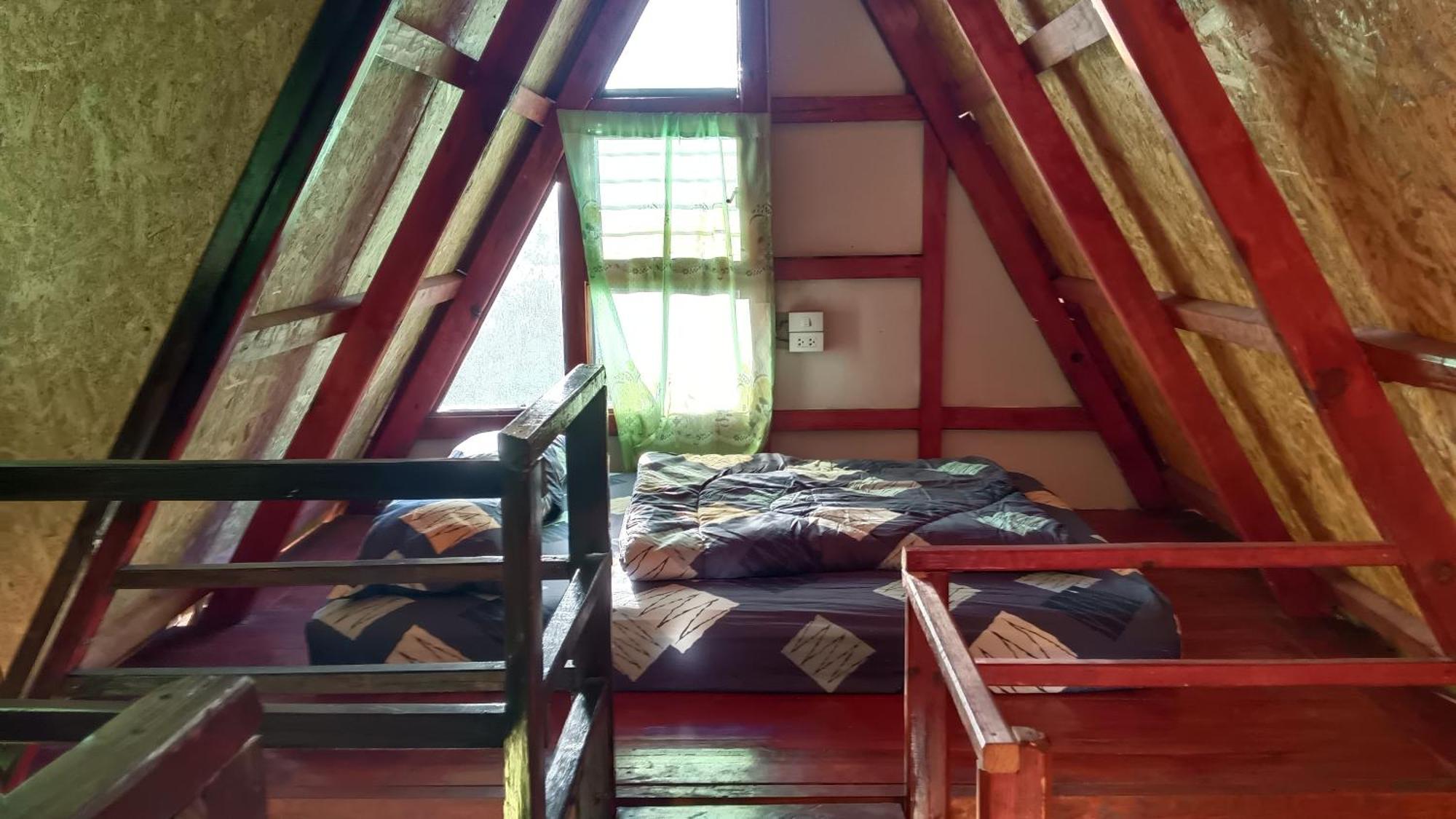 ไร่นิธิสุนทร Nithisoonthon Farmstay Mae Hong Son Eksteriør bilde