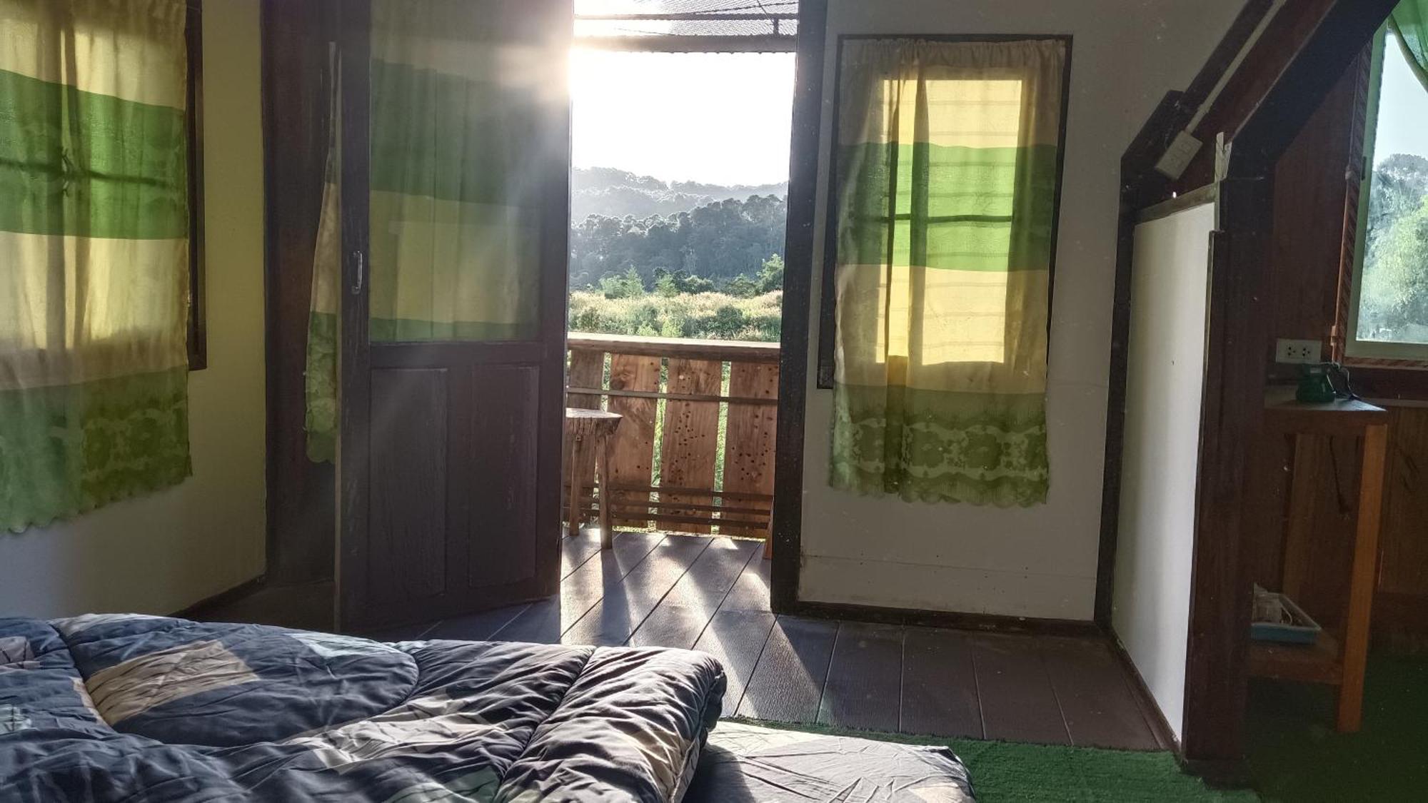 ไร่นิธิสุนทร Nithisoonthon Farmstay Mae Hong Son Eksteriør bilde