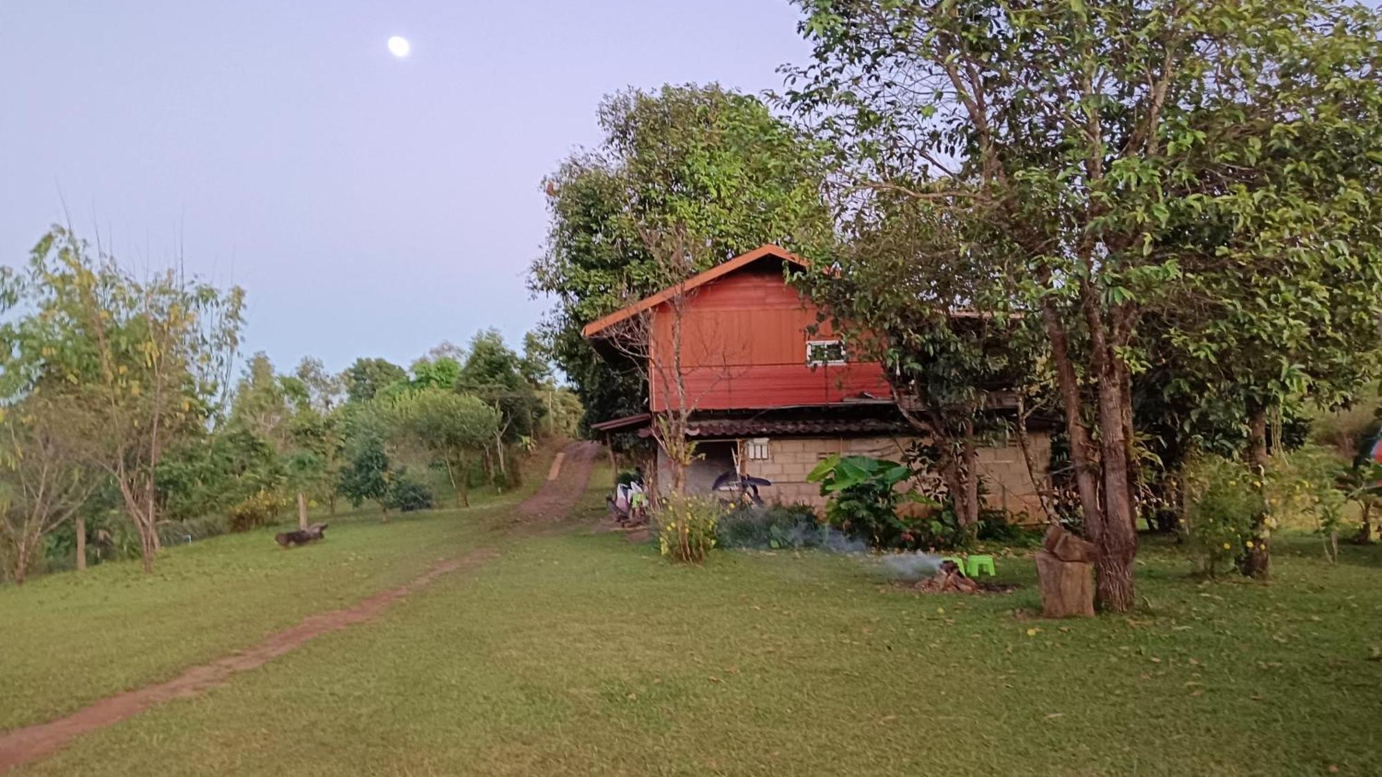 ไร่นิธิสุนทร Nithisoonthon Farmstay Mae Hong Son Eksteriør bilde