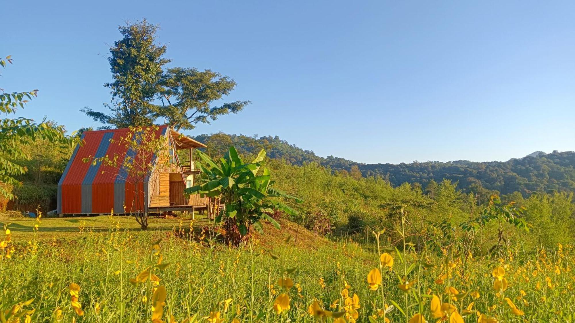 ไร่นิธิสุนทร Nithisoonthon Farmstay Mae Hong Son Eksteriør bilde